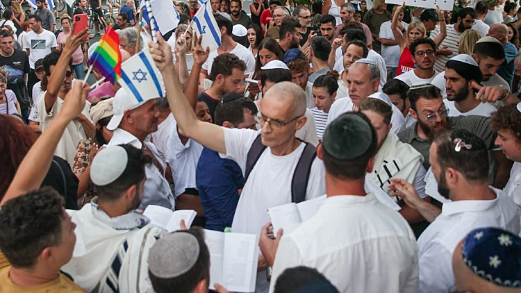 פשרה בין עיריית ת"א ל"ראש יהודי": ההקפות השניות יתקיימו בלי הפרדה