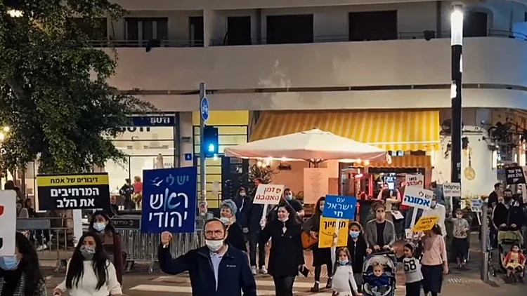 חזרה בתשובה ו"תפיסה דתית": תכנים של "ראש יהודי" בבתיה"ס