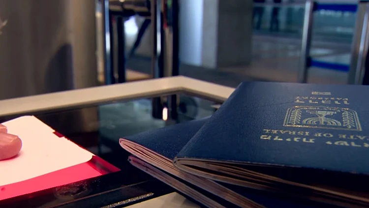 עיכובים של שבועות ותקלות בדרך לדרכון שישיג את הפטור מוויזה לארה"ב