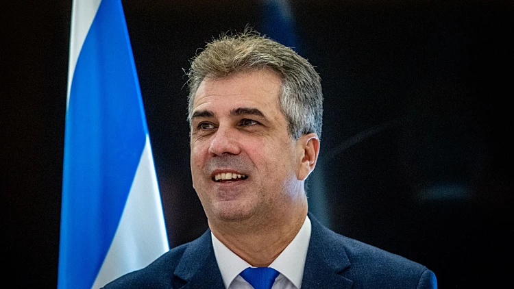 פרשת הדרכונים: מנכ"ל משרד החוץ לשעבר נחקר באזהרה