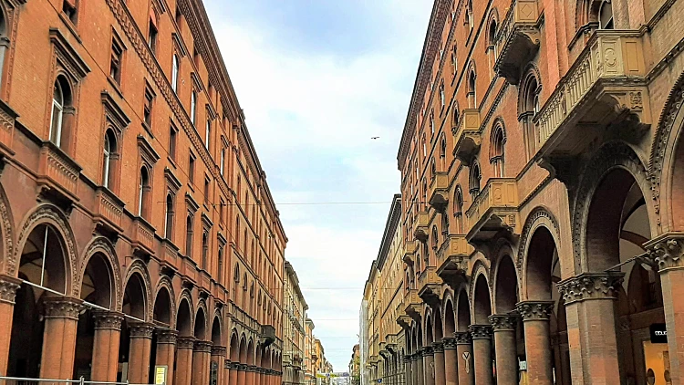 בולוניה - אידאלית לסתיו