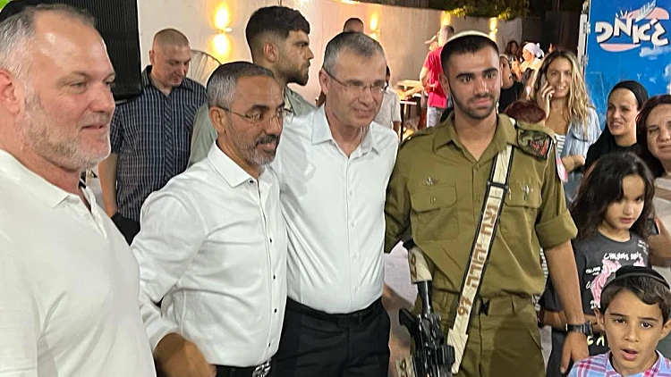 לוין בסוכת העבריין: "המטרה שיעמוד בראש הסיעה הגדולה בעיר"