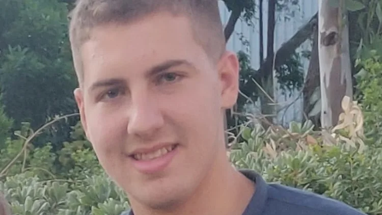 אמיר איל, נראה לאחרונה ביום שבת