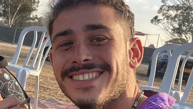 סיפר לאחיו שהוא פצוע וצריך עזרה – ולאחר מכן נותק הקשר: סיפורו של ליעם בור גלאון | רשת 13