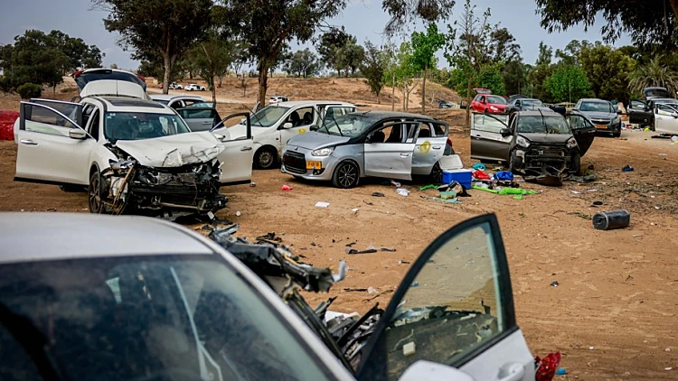 רגעי האימה במסיבה שהפכה למרחץ דמים: "הרגשנו שננטשנו"
