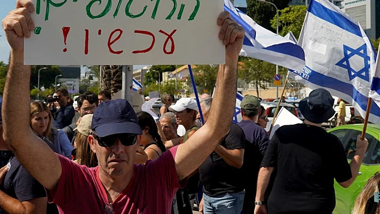 מאמץ של ארה"ב וקטר: מגעים לשחרור עשרות חטופים מהשבי