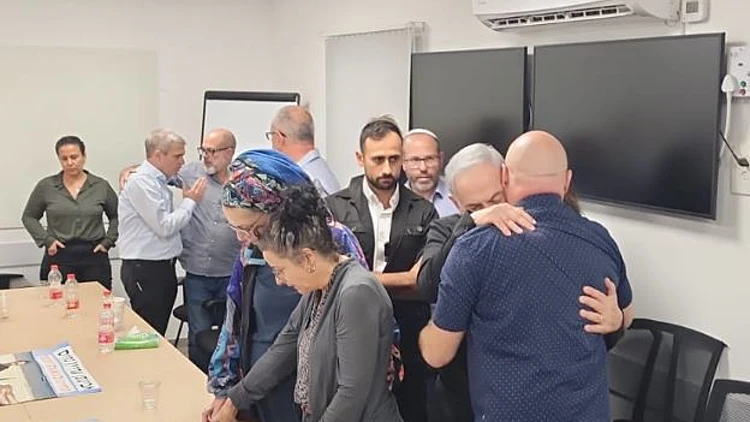 משפחות החטופים: "רה"מ התחייב שהחזרתם היא אחת המטרות"