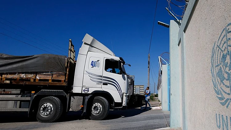עקב חשד להשתתפות עובדים בטבח: ארה"ב הקפיאה את מימון אונר"א