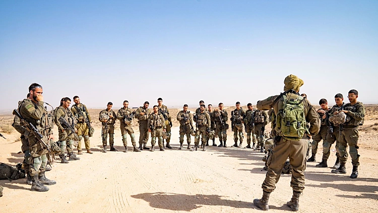 חרבות ברזל גדוד 13 ו-51 של חטיבת גולני באימונים לקראת כניסה קרקעית לעזה