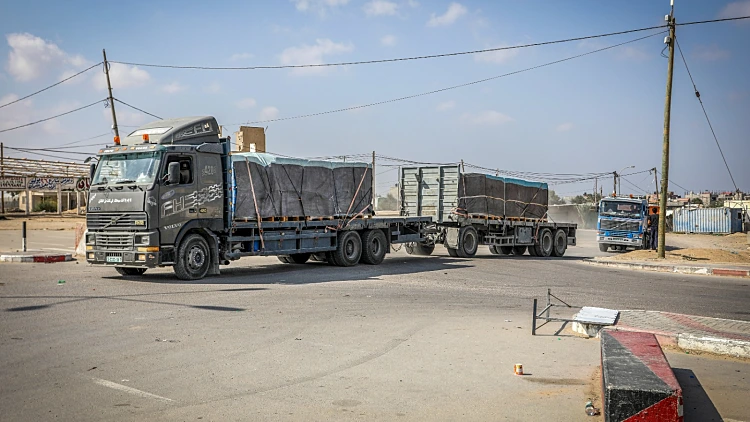 משאיות עם סיוע הומניטרי במעבר רפיח