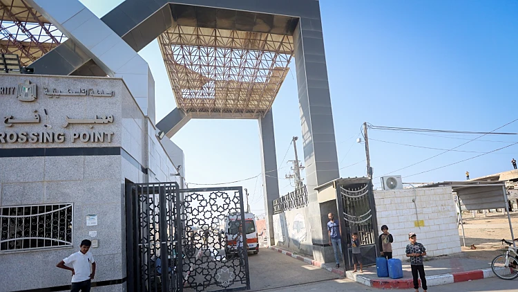בהנחיית הדרג המדיני: מעבר רפיח ייפתח ליציאת עזתים למצרים
