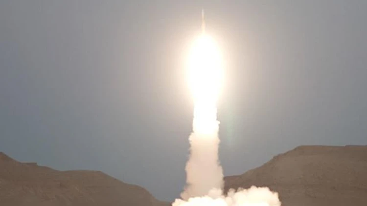 תיעוד: מערכת "חץ" מיירטת מטרה בדרום