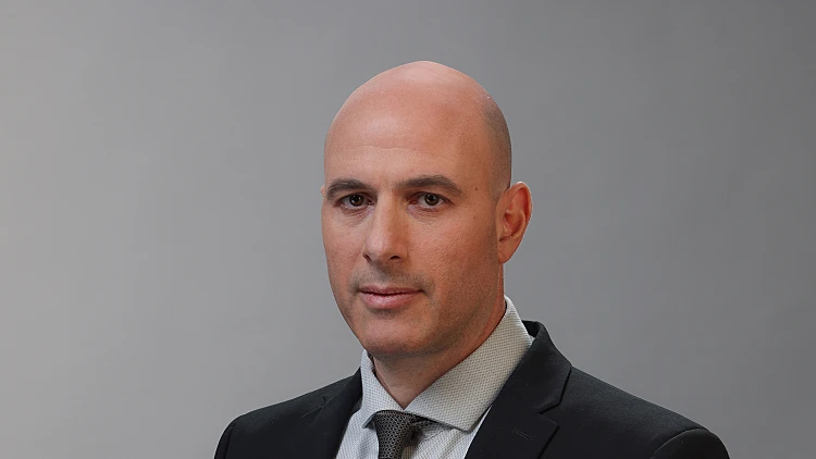 עו"ד אלי מור