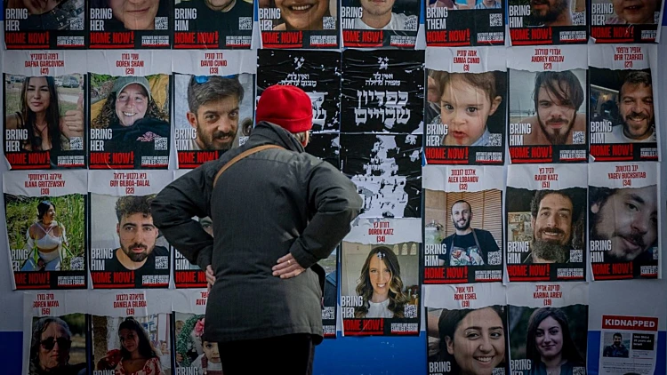 לקראת שחרור חטופים: רשימה הועברה לישראל, המשפחות עודכנו