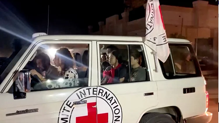 מאחורי הקלעים של פיצוץ המו"מ: "חמאס הציע לישראל רק 7 נשים"