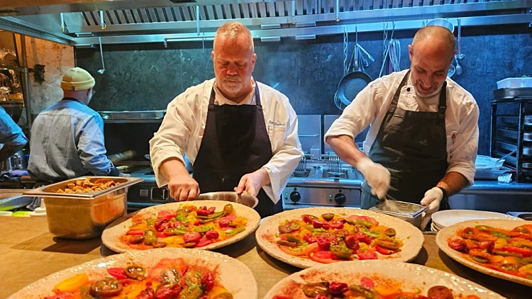 סיקרט דינר, קלארו