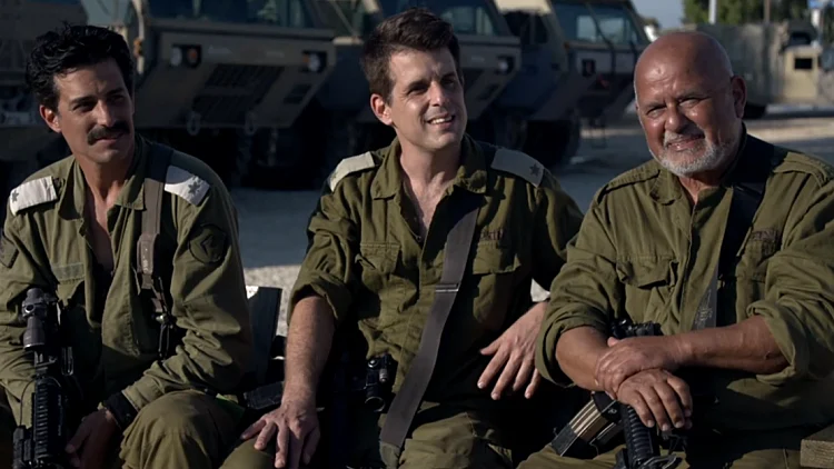 "עם שנגזר עליו לחיות על החרב": המשפחה שמתאחדת בשדה הקרב