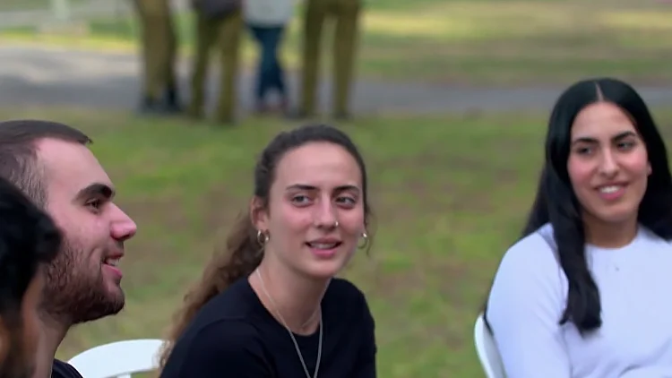 "אפשר לנשום": חבריה של אגם שחזרה מהשבי על המאבק - והאיחוד