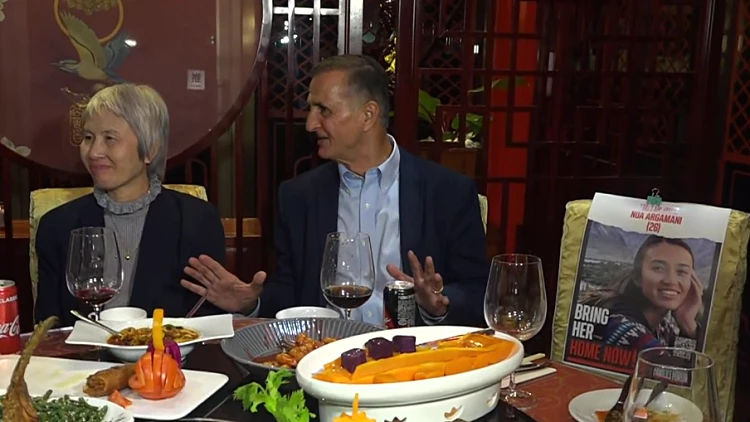 "נחזור לכאן עם נועה": הערב המרגש של המשפחה שמחכה לבת החטופה