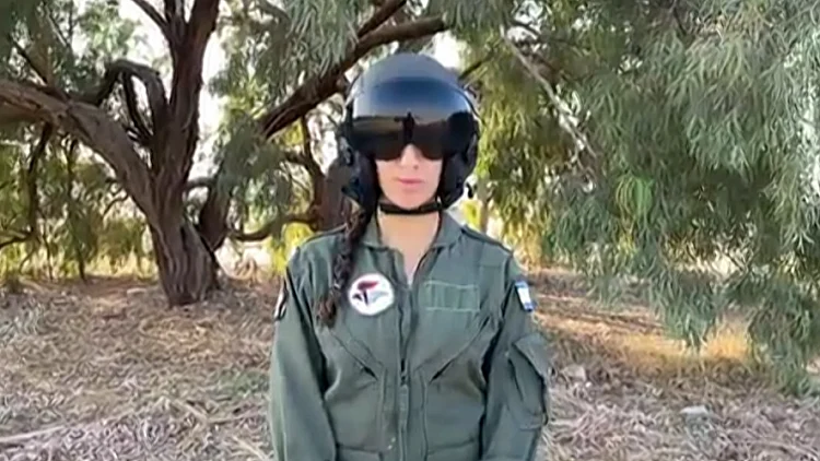 "תמיד חלמתי על קורס טיס": הפרמדיקית שהפכה לנווטת קרב