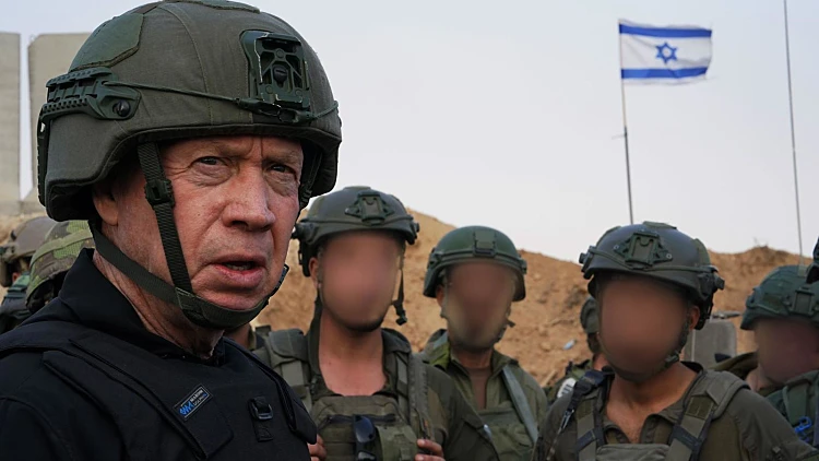 "'העתק-הדבק' מעזה לביירות": האיום של גלנט לחיזבאללה