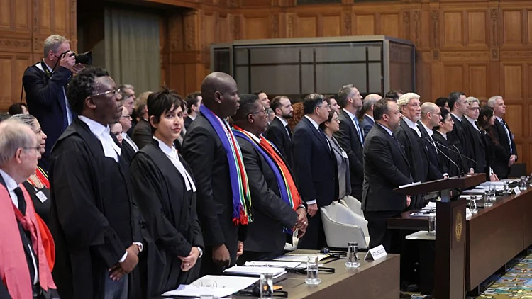 כישלון מדיני לצד הישג משפטי: הצעדים הבאים לאחר ההחלטה בהאג