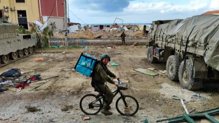 "אדם אמיתי ראה את ההזמנה שלך": המשלוחים שמגיעים ללוחמים בעזה