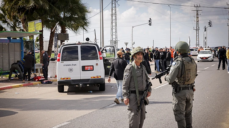 "מה חשוד בזה?": ההתרעה על הפיגוע בצומת ראם - שלא נבדקה