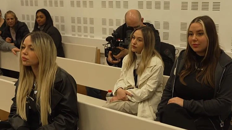 הסוף לפרשת "המזוודות הוורודות": 4 הצעירות הודו בהברחת סמים