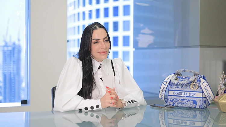 "הלקוחות מפחדים ממני קצת, אני נראית מפחידה, מלחיצה"