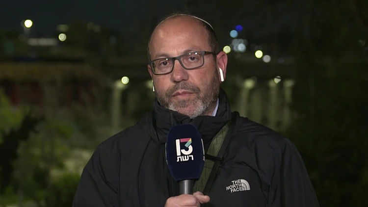 "לא נסכים לאחד כן, אחד לא": אביו של החטוף מתנגד לעסקה חלקית