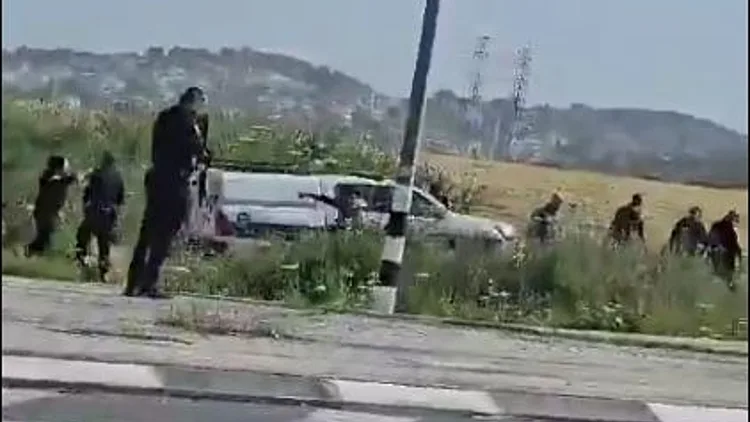 ניסיון פיגוע בצומת מגידו: מחבל ניסה לתקוף שוטר עם פטיש - ונוטרל