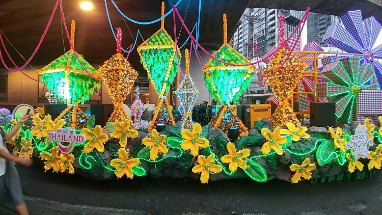 ראש השנה התאילנדי: חג המים Songkran