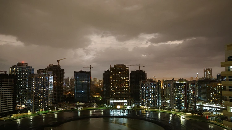 הצפות בדובאי, איחוד האמירויות