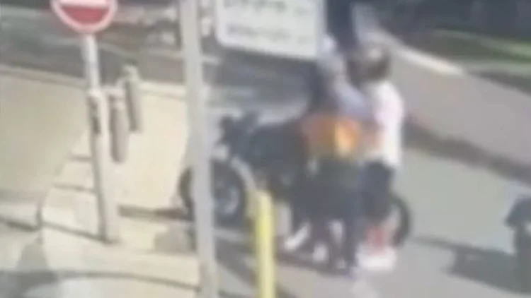 "אני חייל של מולנר": בן 19 נאשם שתקף בן 73 בבקבוק זכוכית