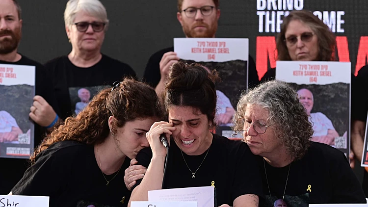 משפחות החטופים זועקות: "יש עסקה - חייבים לממש אותה"