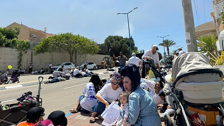 חג תחת אש: תושבי שדרות חגגו את יום העצמאות - בצל האזעקות