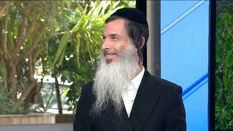 במאי "ווארט": "לקח לנו מעל שנה ללהק את הרווקים בתוכנית"