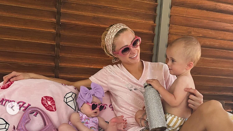 פריס הילטון וילדיה