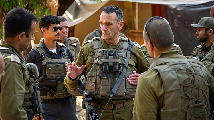הרמטכ"ל בצפון: "מתקרבים לנקודה שבה יהיה צריך לקבל החלטה"