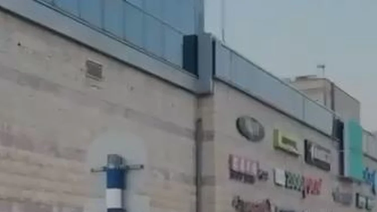 כטב"ם מלבנון נפל באזור קריית שמונה, נזק לקניון בעיר