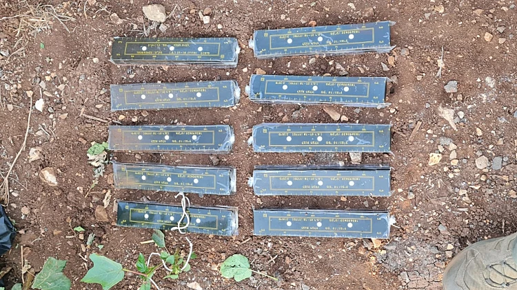 עם 10 לבנות חבלה: נעצרו שני חשודים מטמרה שתכננו חיסולים