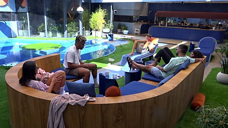 טיימליין "האח הגדול" – היום ה-15: קורלי חוזרת והאווירה בית משתנה