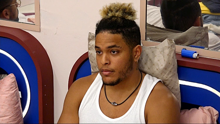 "יש פה קבוצה סגורה שאי אפשר להתחבר אליהם": יהב משתף