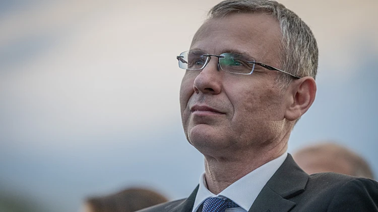 לוין למערכת המשפט: הקפיאו את הצו - וננהל מו"מ על נשיא לעליון