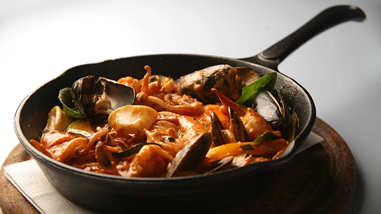 מוקקה פירות ים בגוצ'ה