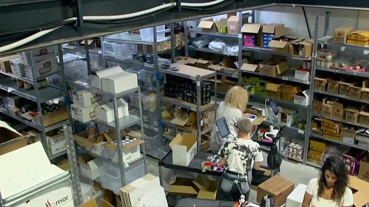 המחירים מזנקים - והממשלה אדישה: מסע אחר הסופרים הזולים בארץ