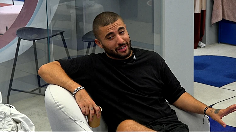 "אבל אין לי צמות" - התאוריה של חיים על צחי ואור