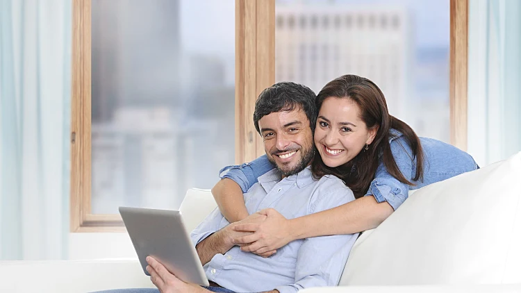 קיבל שכר בלי לעבוד שנים ונתפס כשהיה אמור לקבל תעודת הוקרה