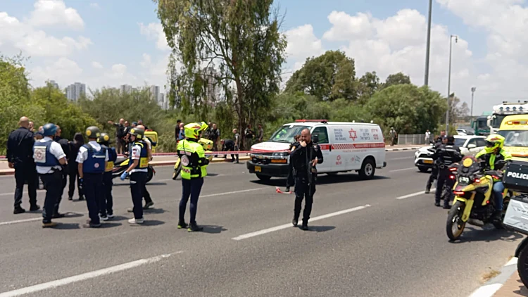 פיגוע דריסה ליד צריפין: 4 חיילים נפצעו, בהם שניים במצב קשה